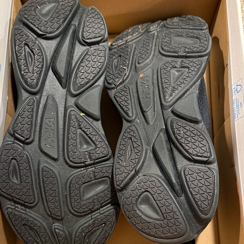 Hoka Bondi 8 Men's Running Shoes Black/Black Size 9.5D | NWOT - Picture 3 of 6